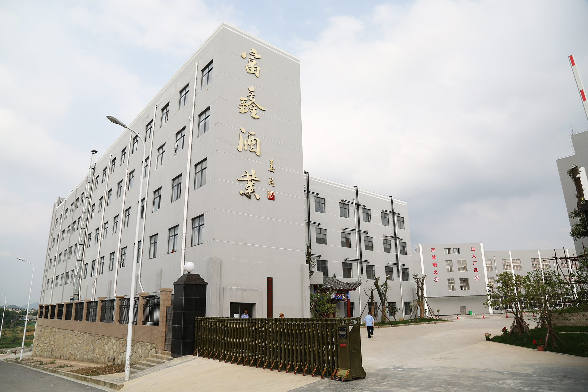 1669787435197594.jpg 8.jpg